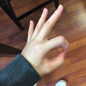 Meet your Posher, Elise